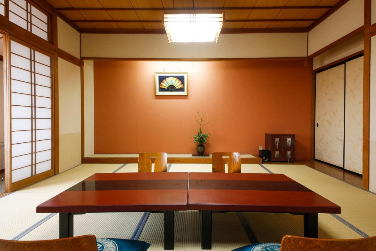 Hokuriku Yamashiro Onsen Hotel Kikyou Kaga  Exterior photo